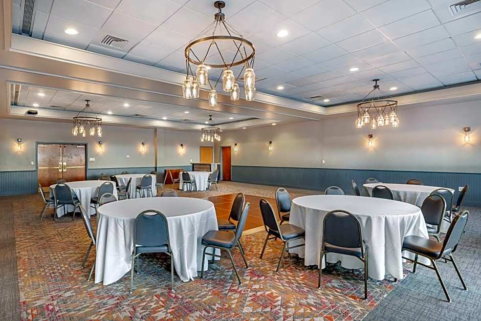 Comfort Inn & Suites Logan International Airport