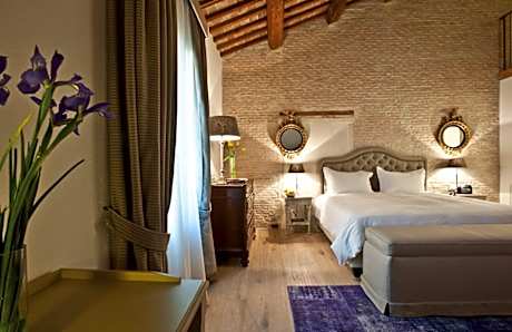 Junior Suite  Single Use