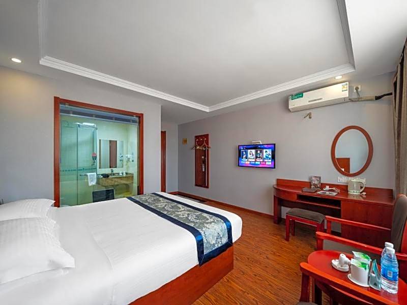 GreenTree Inn JiangSu YanCheng North Bus Station Bolian Plaza Business Hotel