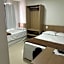 Mahle Hotel - BR 116, km 48