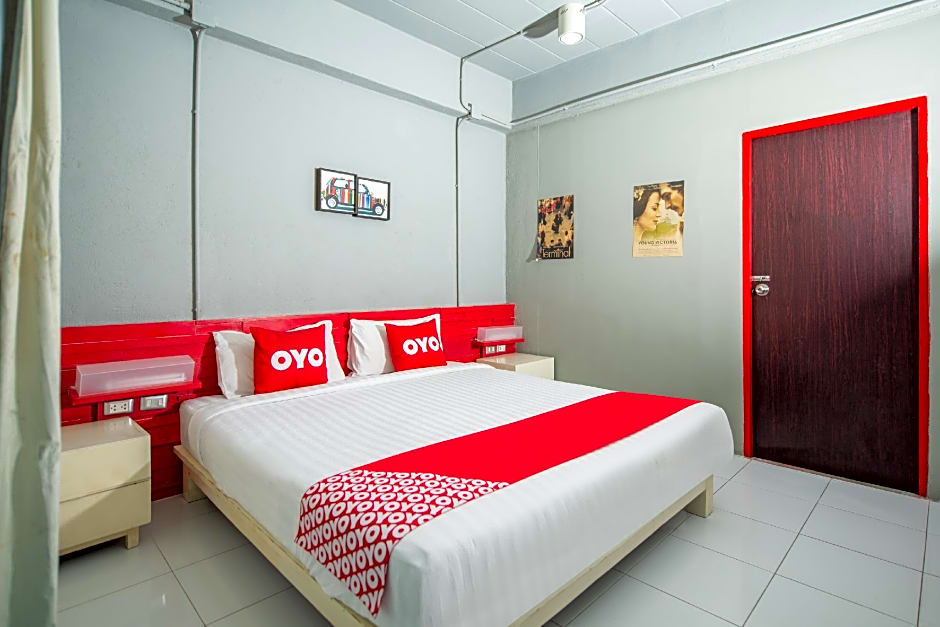 OYO 292 The Oddy Hip Hotel