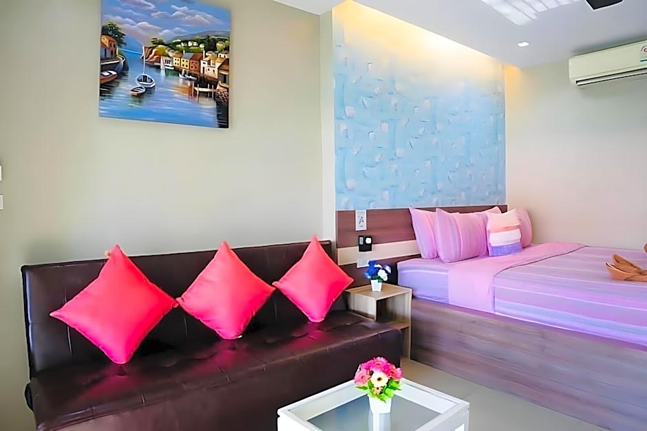 Bee Orchid Pool Villa