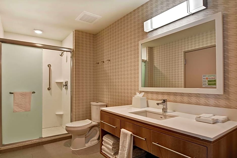 Home2 Suites by Hilton Daytona Beach Speedway, FL