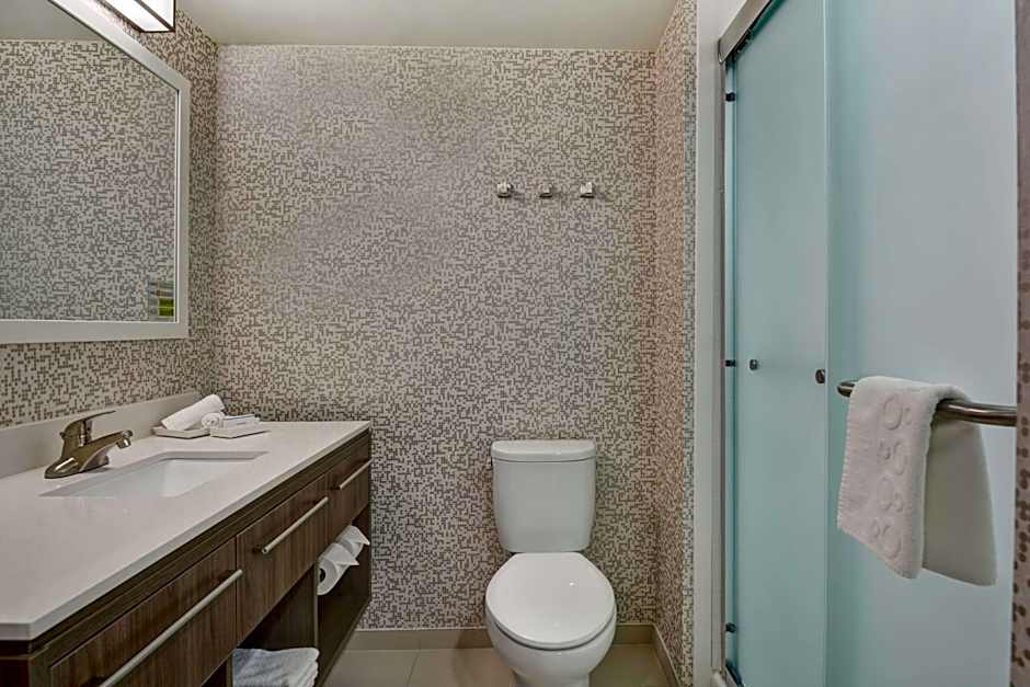 Home2 Suites By Hilton Sarasota I-75 Bee Ridge, FL