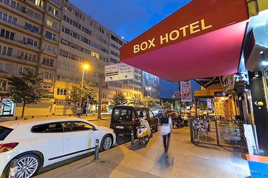 Istanbul Box Hotel