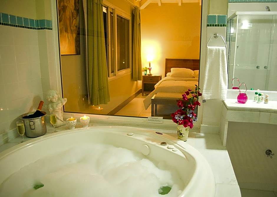 Ferradura Parque Pousada