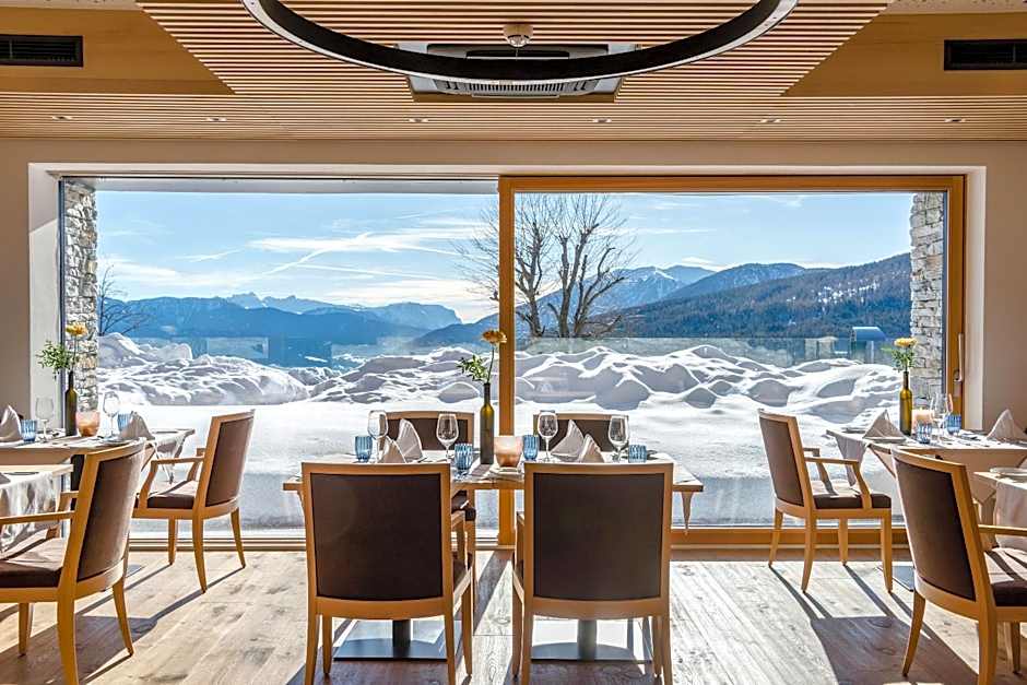 Tratterhof Mountain Sky Hotel