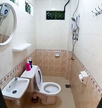 Superior  Queen Room (No Window)