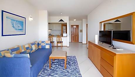 T1 Lateral Sea View Apartment