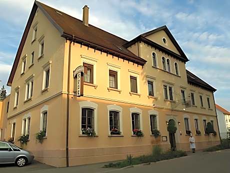 Land-gut-Hotel Landgasthof zur Rose