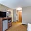 Quality Inn & Suites Gorham Riverside