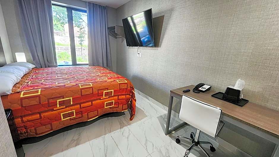 Hotel Fuego Bronx near Yankee Stadium