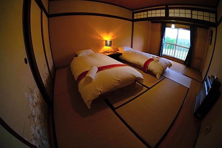 HA-MON Slope Side Hotel and Private Chalet
