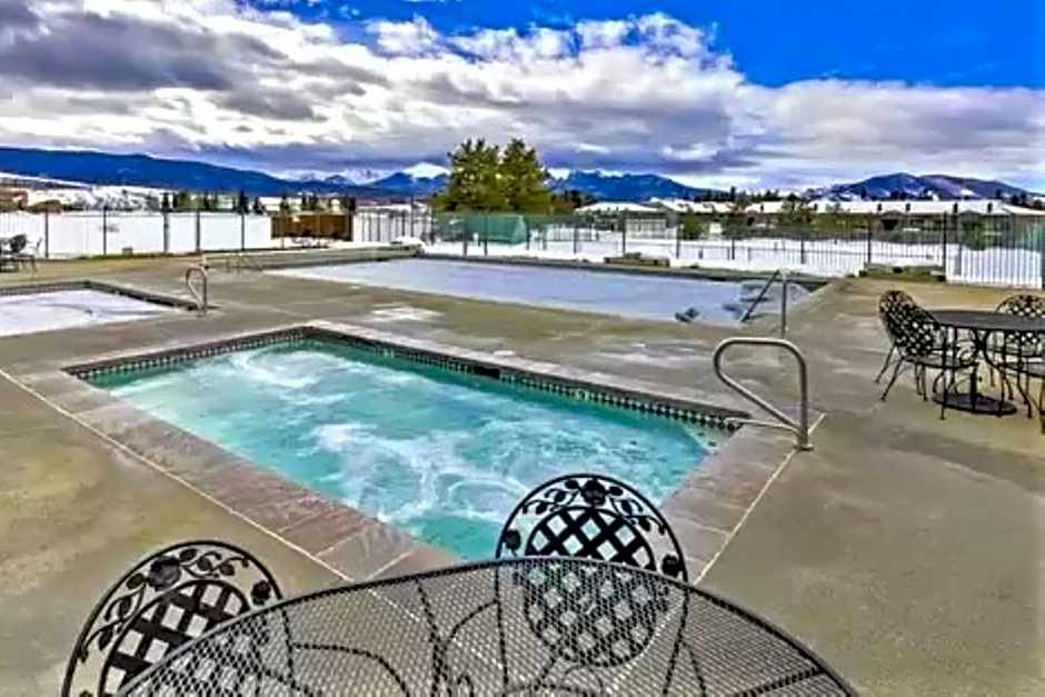 Pines at Meadow Ridge