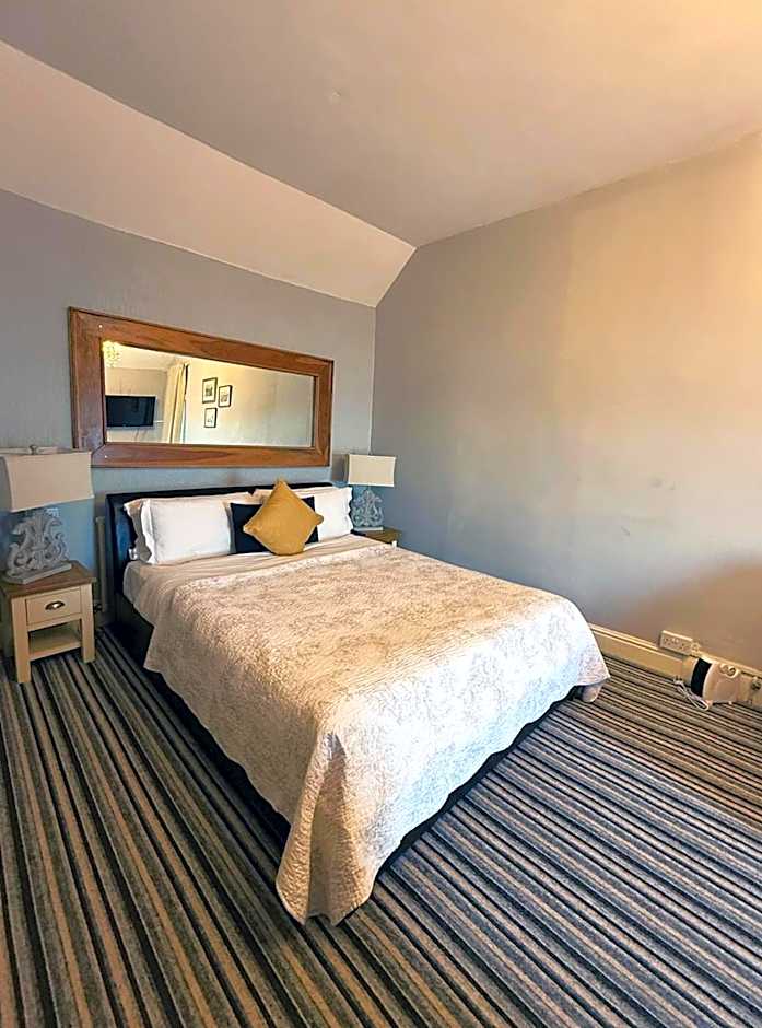 Sids restaurant and bar with rooms