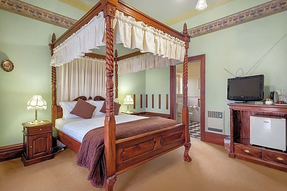 Orana House