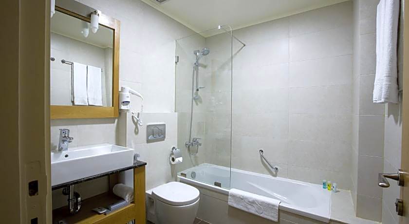 The J Hotel and Spa