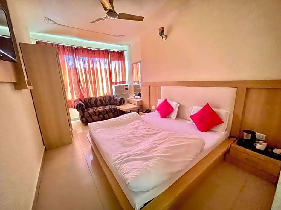 Hotel Himgiri