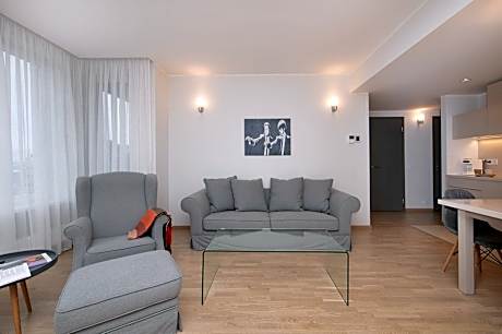 Smart 2 bedrooms w/balcony,Rotermanni (20) (2 Queen Beds)