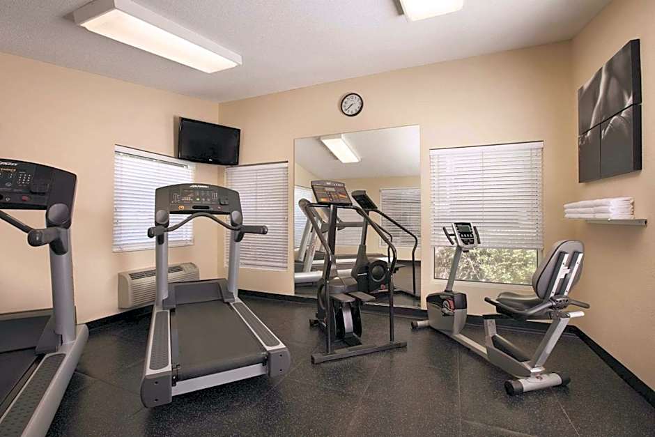 Country Inn & Suites by Radisson, Atlanta Airport North, GA