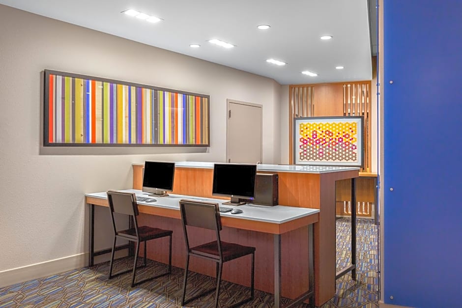 Holiday Inn Express and Suites Union Gap- Yakima Area By IHG