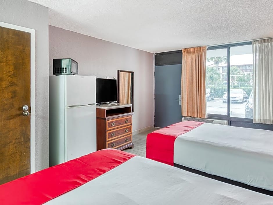 OYO Hotel Kissimmee West