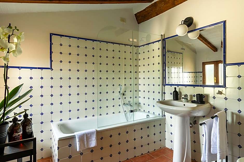 Selvuccia Lodge - Ostello Agricolo