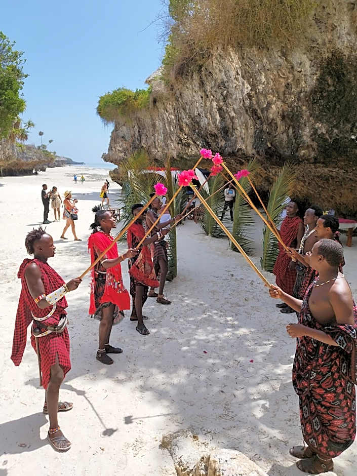 Mtende Beach Bungalow océan view & secret Beach