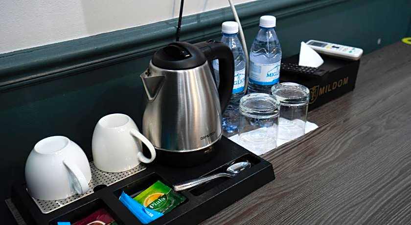 Mildom Hotel