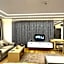 Queens Suite Hotel