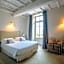 Boutique Hôtel La Villa Montesquieu & sa piscine