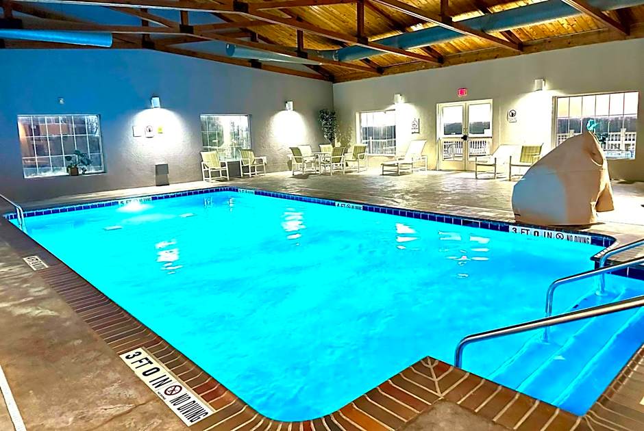 Microtel Inn & Suites by Wyndham Quincy Downtown/River Area