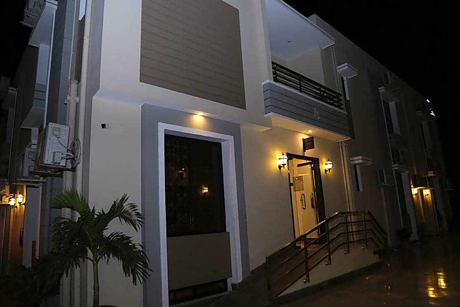 Zifan Hotel & Suites
