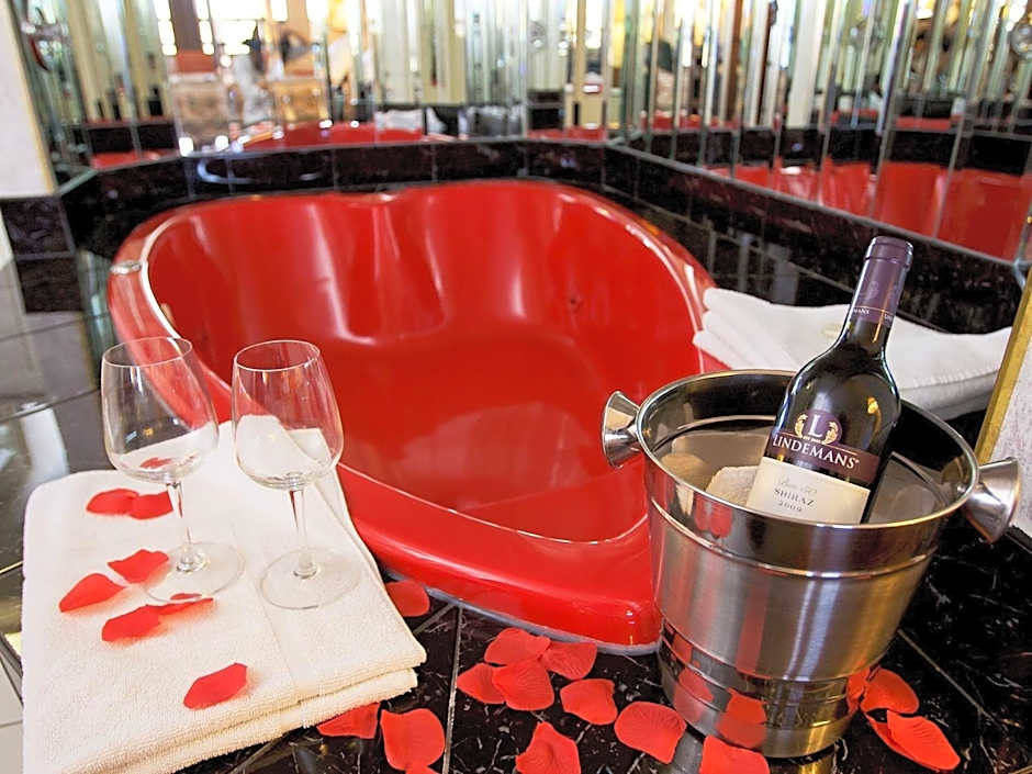 Howard Johnson by Wyndham Niagara Falls