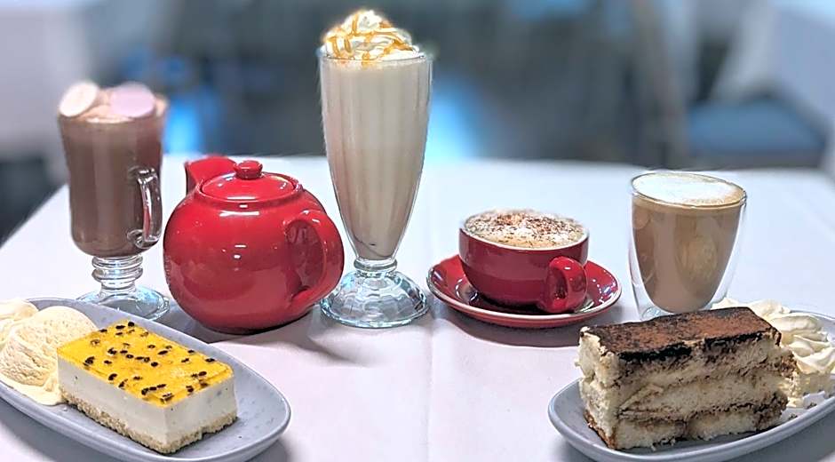 GRAND CENTRAL HOTEL PROSERPINE