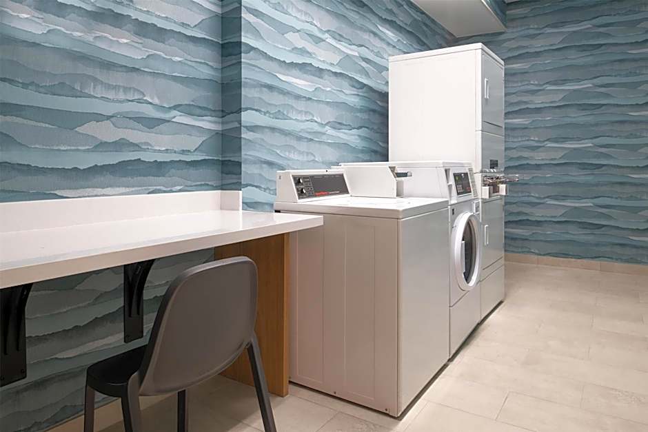Hampton Inn By Hilton & Suites Redding