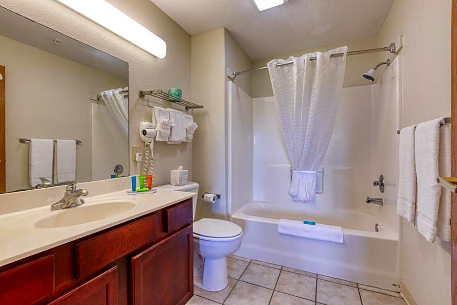 All Towne Suites