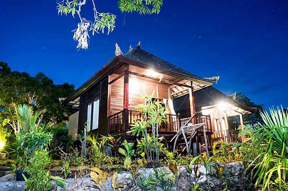Sunrise Ocean Hut's Lembongan