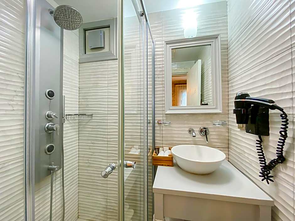 PROVENCE MANSİON ALAÇATI