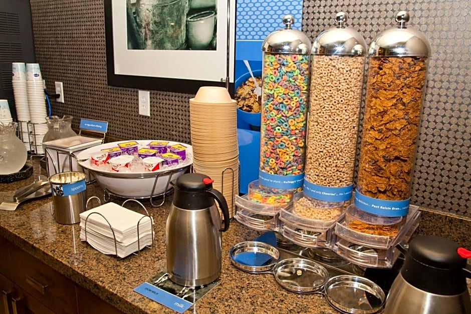 Hampton Inn By Hilton And Suites Salinas