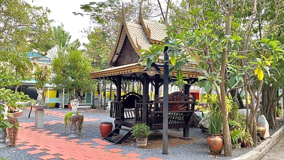 Kwanruen Resort