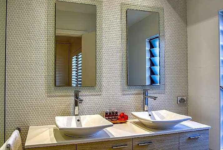 Cronulla Beach House Bed & Breakfast