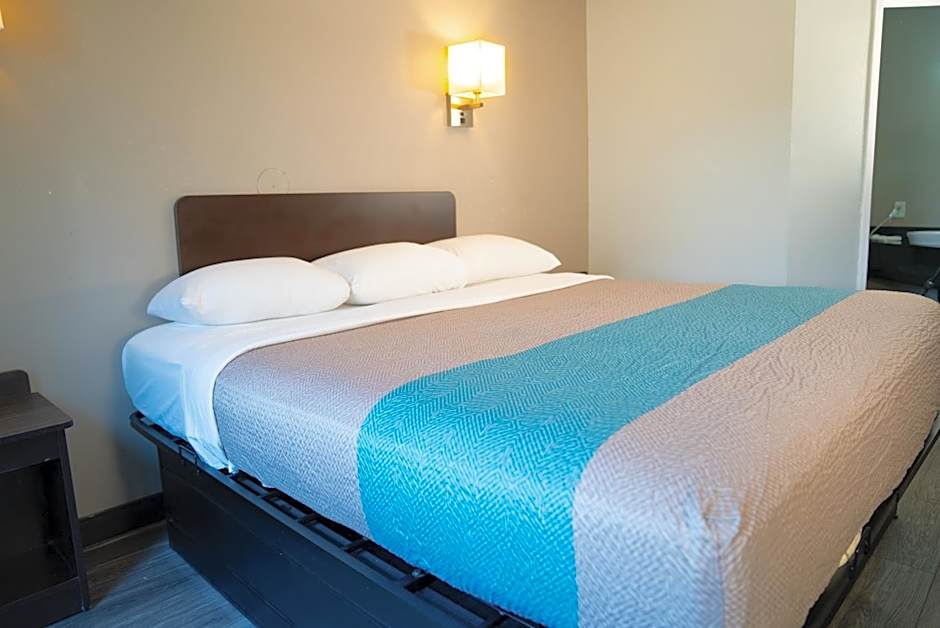 Motel 6-Caseyville, IL - Caseyville Il