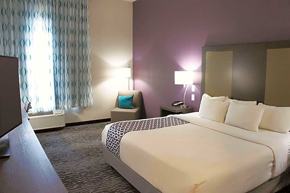 La Quinta Inn & Suites by Wyndham Chattanooga - Lookout Mtn