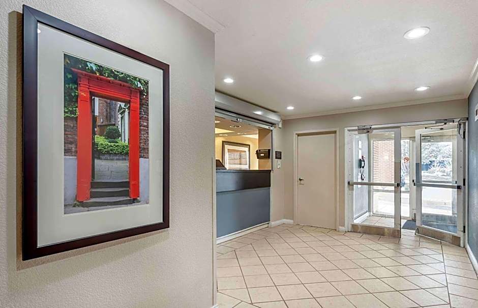 Extended Stay America Select Suites - Chicago - Westmont - Oak Brook