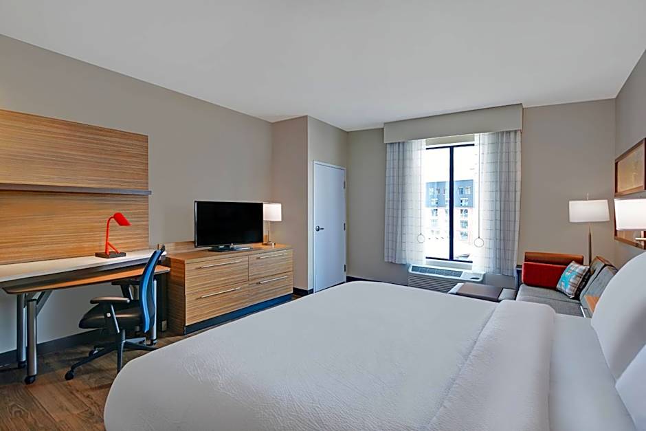 Photo 1 of 6 of Studio 1 Queen Bed