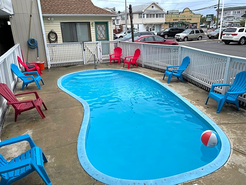 Sea Palace Motel