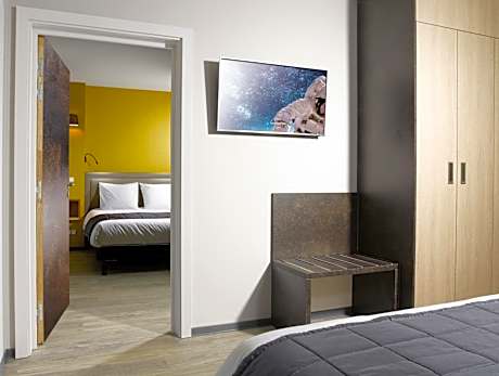One-Bedroom Apartment - Family