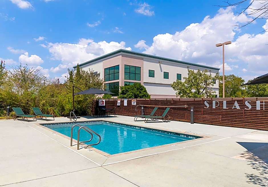 Wingate by Wyndham Round Rock Hotel & Conference Center