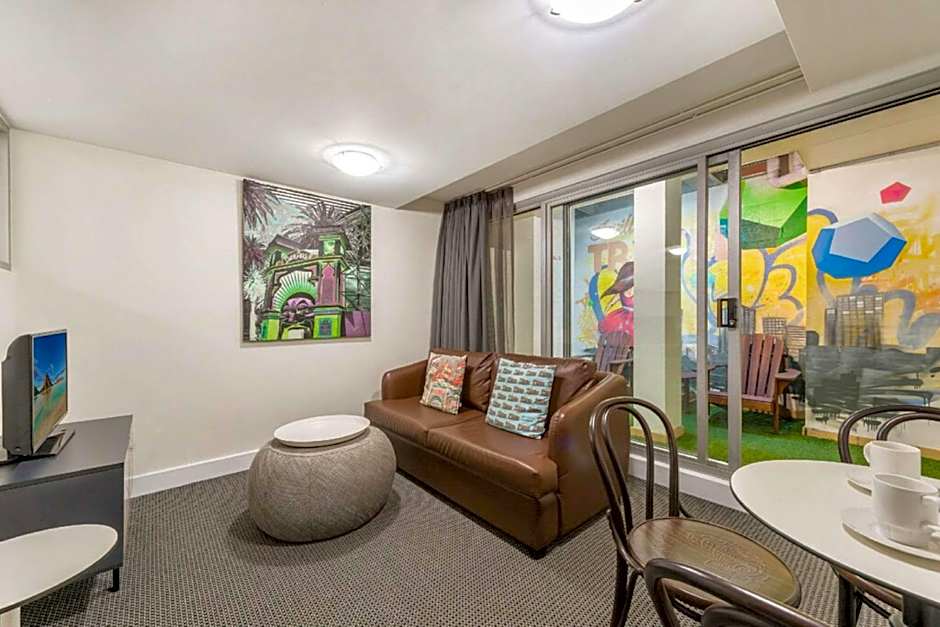 Quality Apartments Melbourne Central